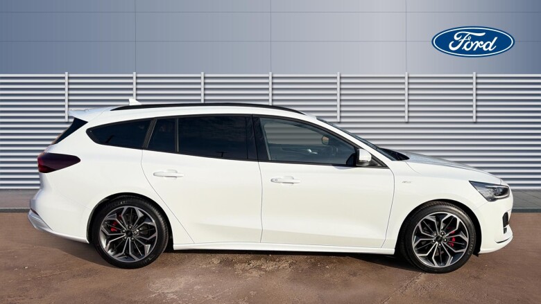 Ford Focus 1.0 EcoBoost Hybrid mHEV 155 ST-Line X 5dr Auto Petrol Estate